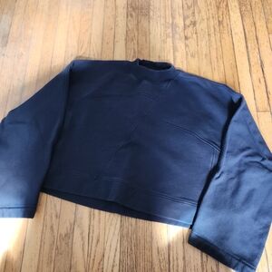Lululemon Black Cropped Sweater